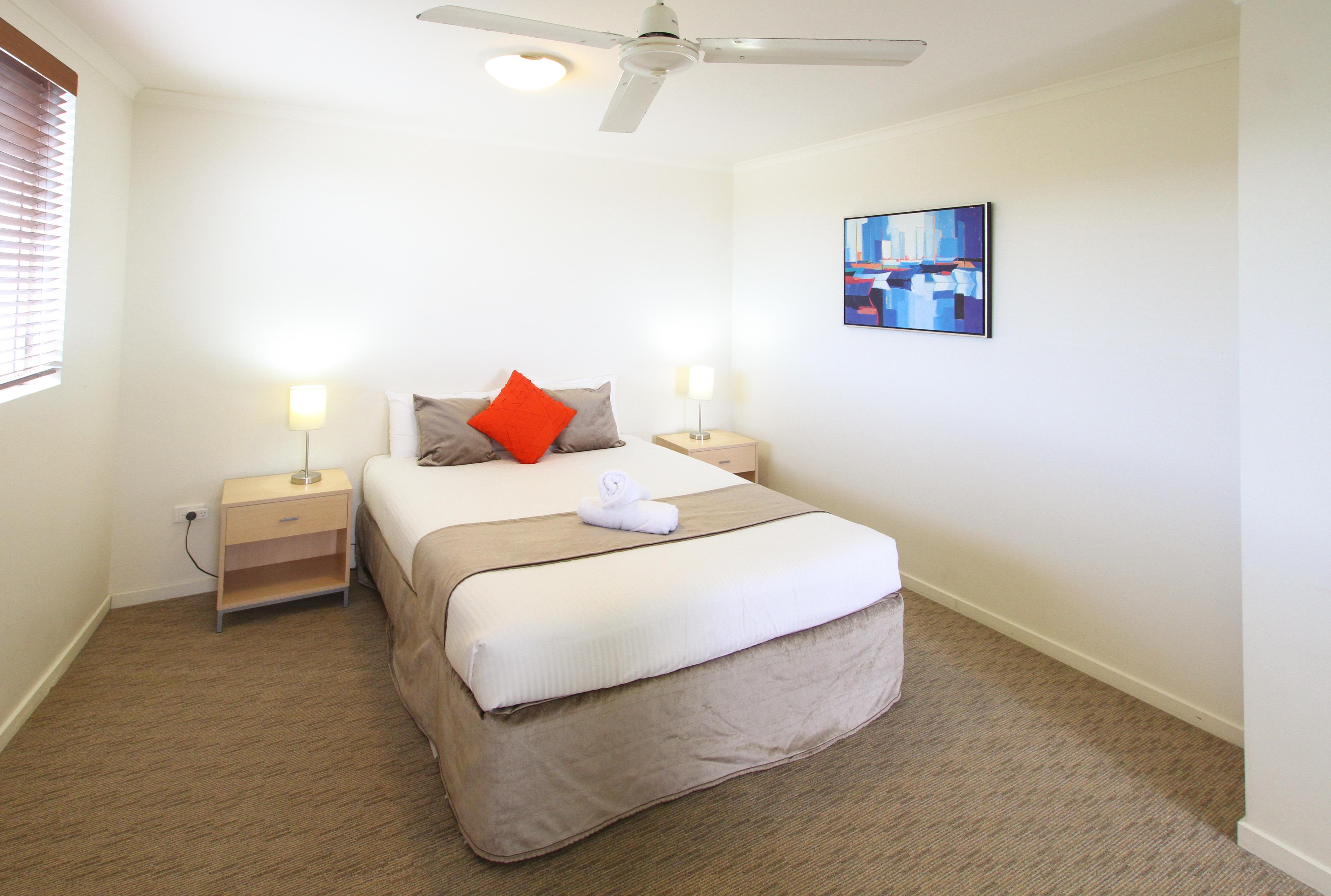 Caloundra Central Apartment Hotel Official Exteriör bild