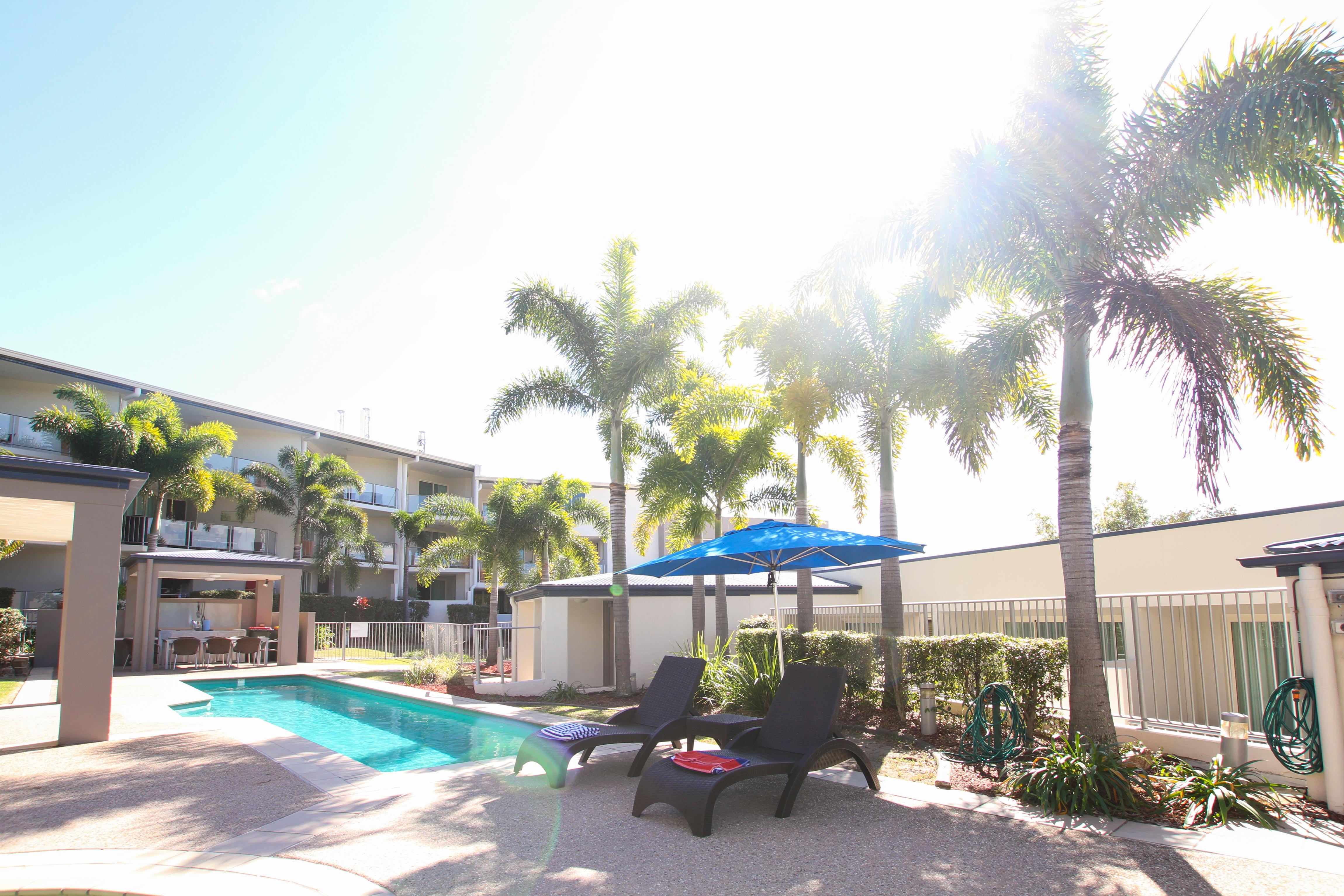 Caloundra Central Apartment Hotel Official Exteriör bild