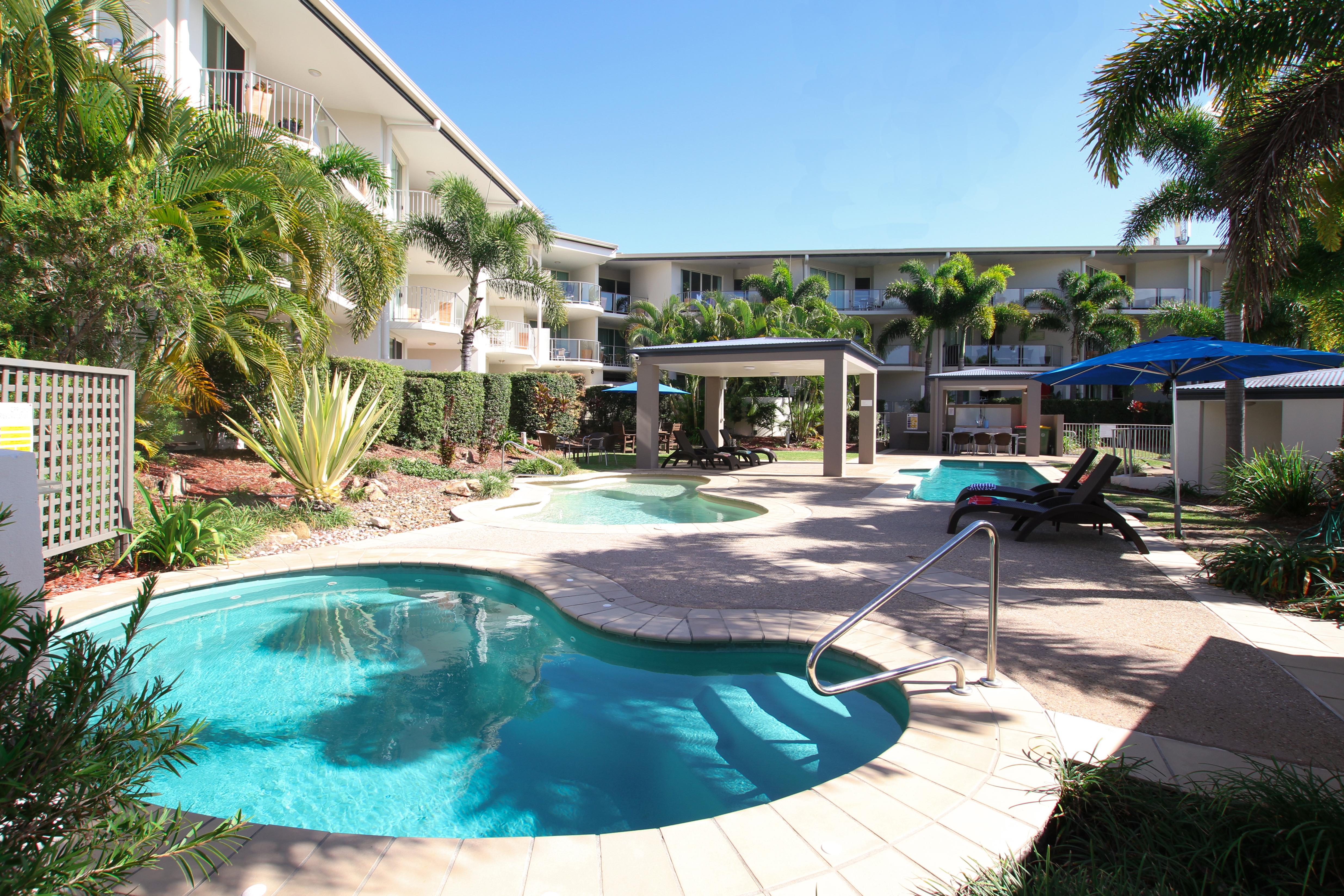Caloundra Central Apartment Hotel Official Exteriör bild