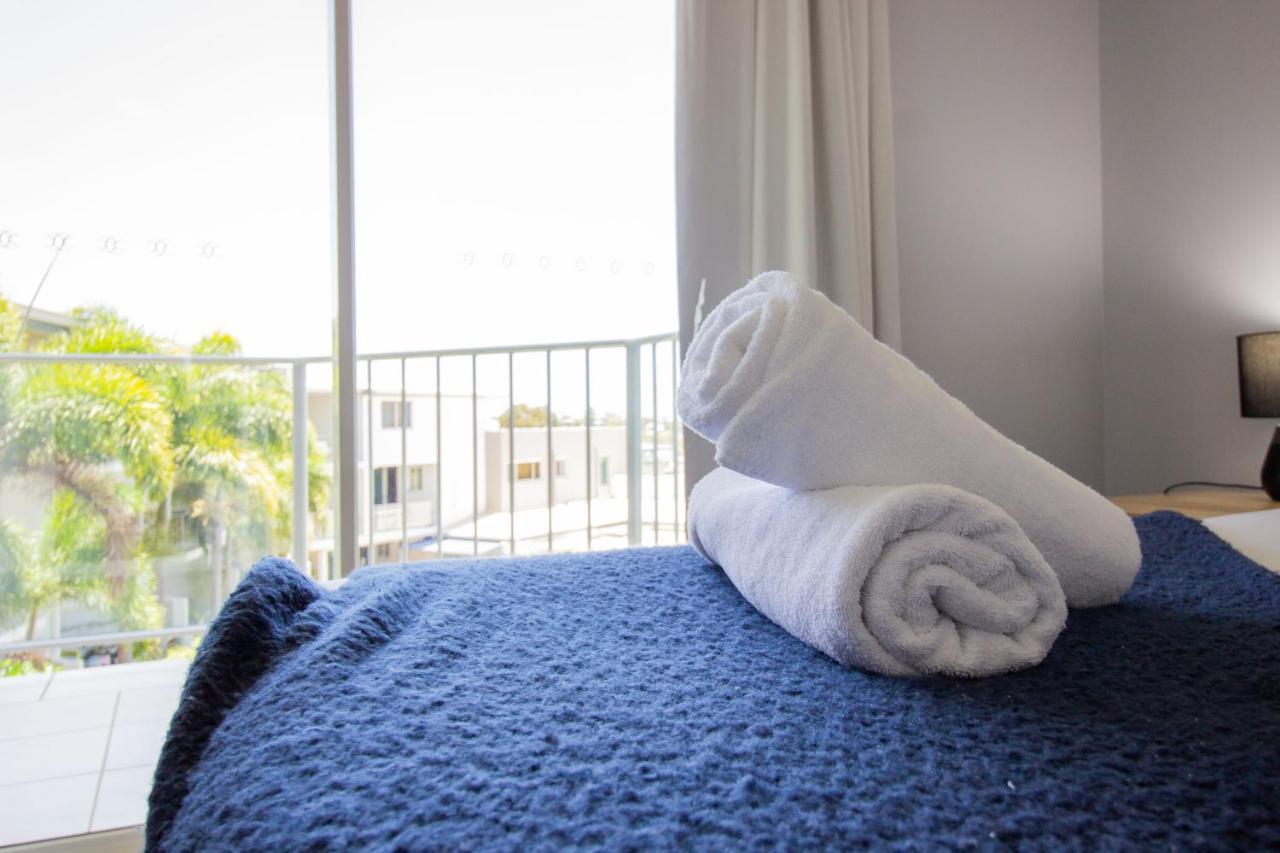 Caloundra Central Apartment Hotel Official Exteriör bild