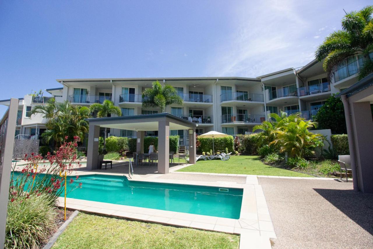 Caloundra Central Apartment Hotel Official Exteriör bild
