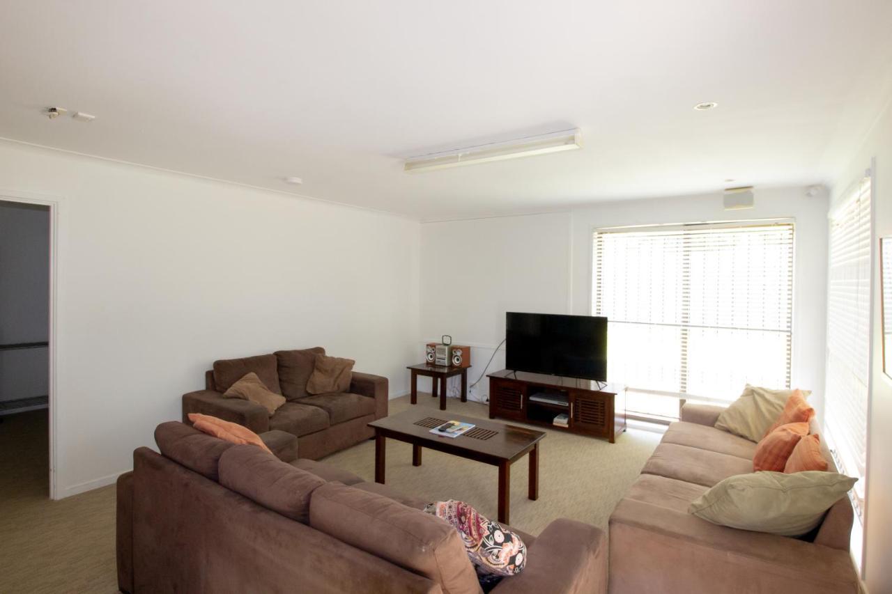 Caloundra Central Apartment Hotel Official Exteriör bild